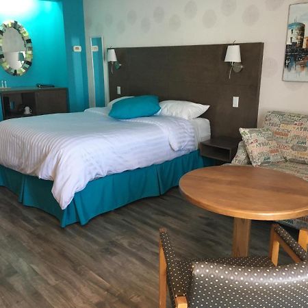 Auberge La Diligence Dolbeau-Mistassini Bagian luar foto