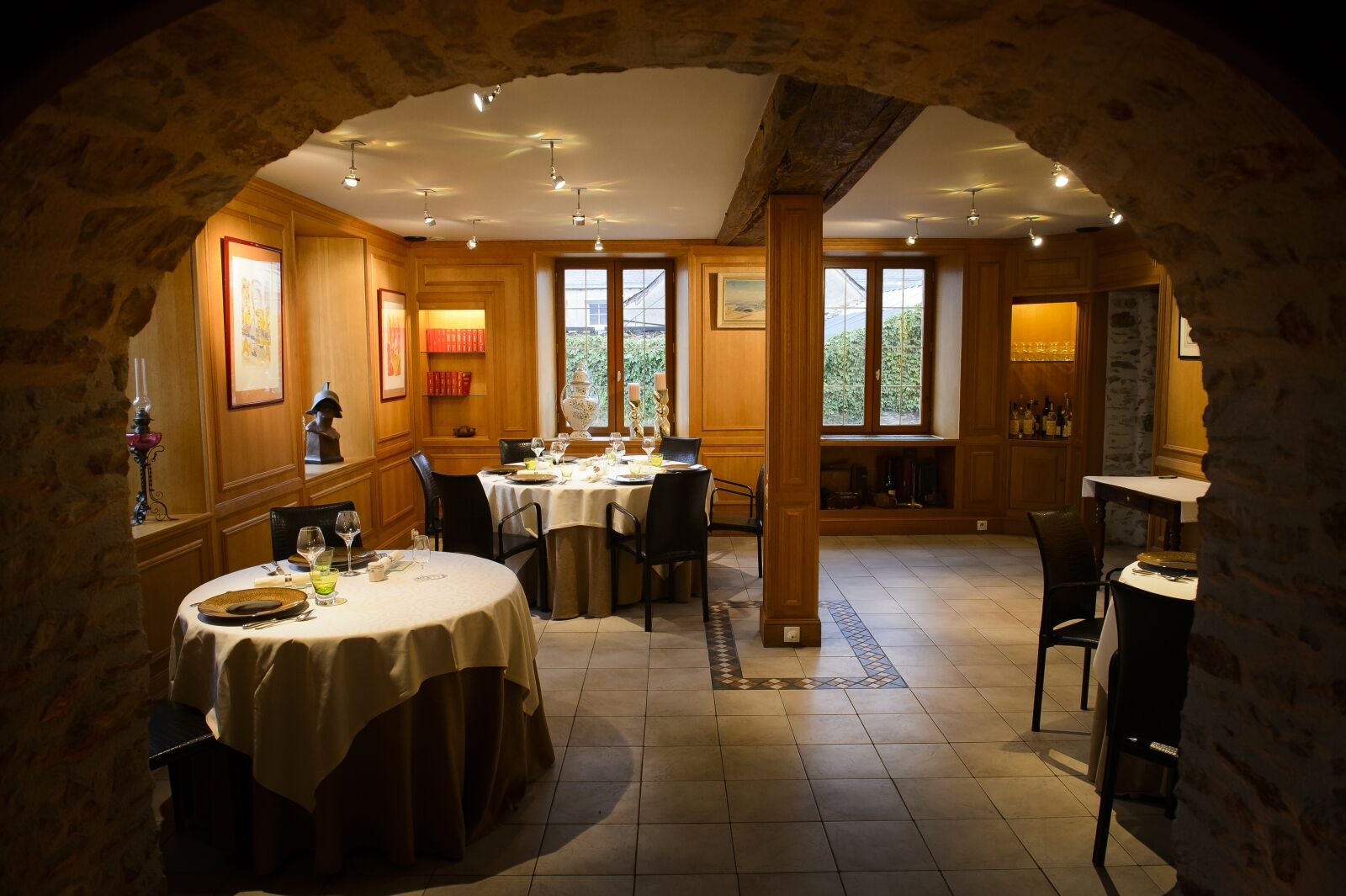 Auberge La Diligence Dolbeau-Mistassini Bagian luar foto